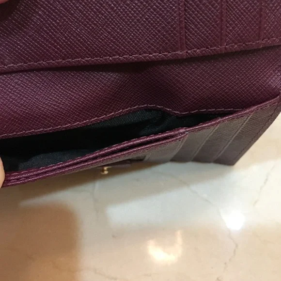 Kate Spade Wallet - Picture 7 of 8